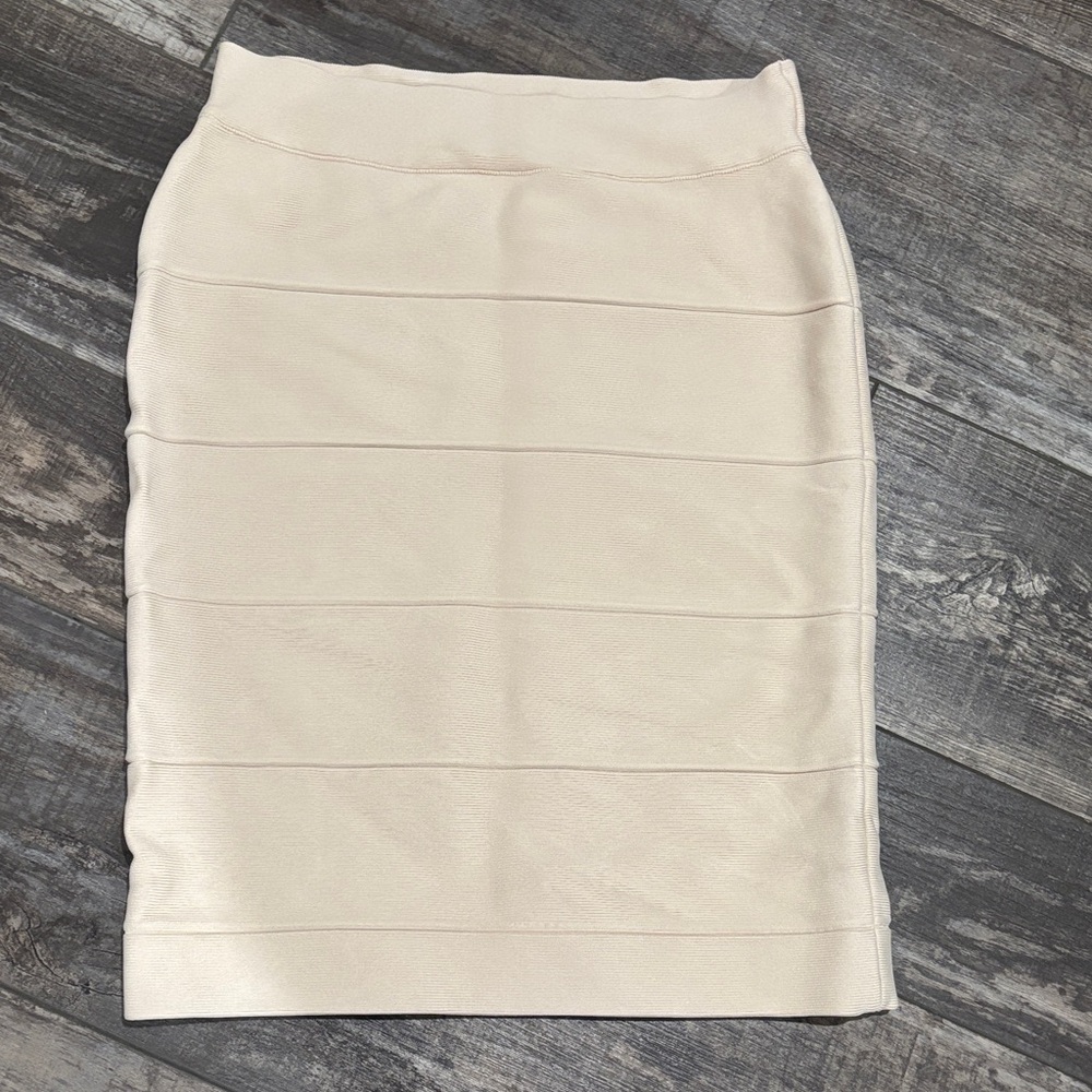 BCBGMaxAzria Cream Women's Maxi Dress